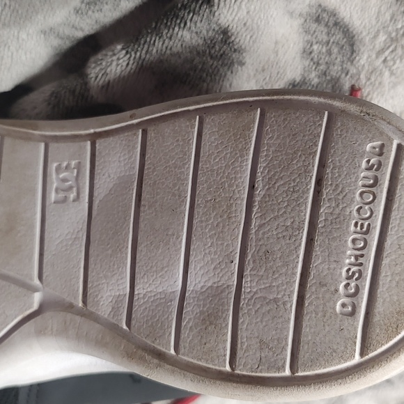 Official DC sneakers with athletic tags with production date (April 17 HX )3y - Picture 4 of 4